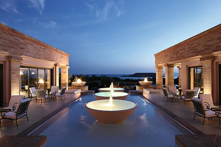 Lobby Lounges with Inspiring Atmosphere at Cape Sounio