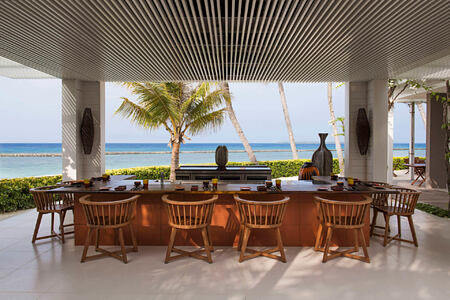 dining at cheval blanc randheli hotel maldives