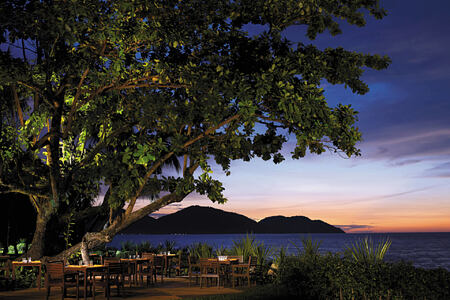 night dining at shangri la rasa sayang resort and spa malaysia