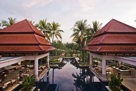 pool at banyan tree hotel phuket