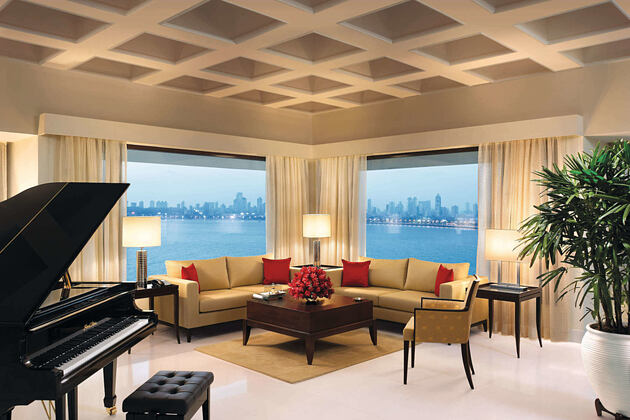 Kohinoor - Presedential Suite Living Room at The Oberoi Mumbai