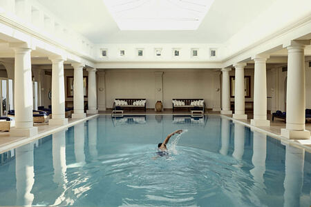 pool at anassa hotel cyrpus
