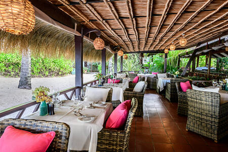 Restaurant-at-east-winds-st-lucia