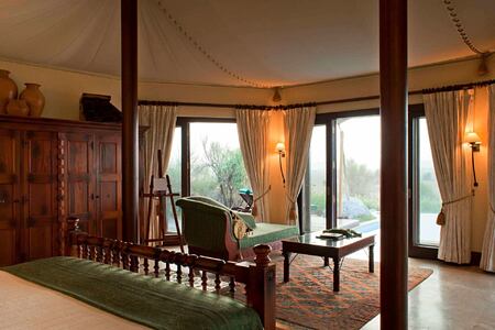 bedouin suite at al maya desert resort dubai
