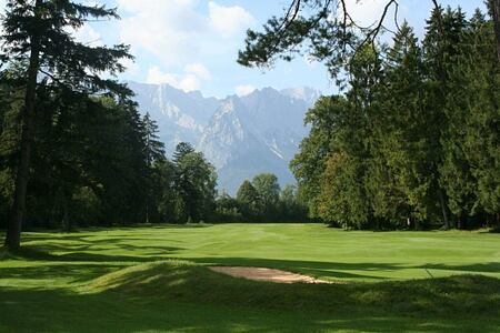 golf at Schloss Elmau