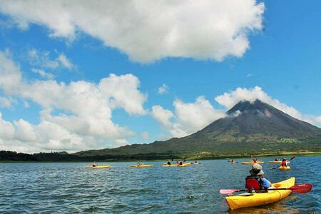 kayaking on lake arenal at lost iguana hotel costa rica