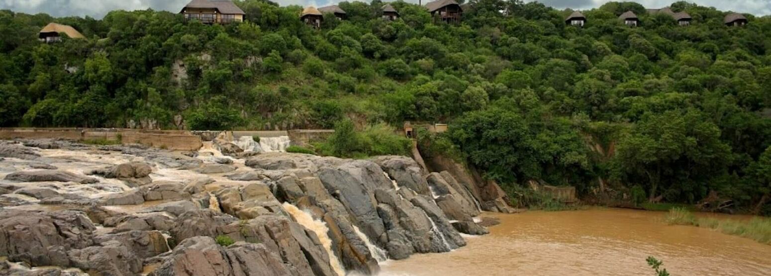 mkuze falls game reserve lodge south africa