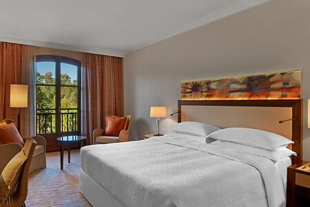 room-at-sheraton-mallorca-golf-hotel