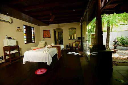 spa interiour at surya samudra hotel india