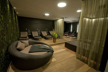 spa relaxation area at hotel rosengarten austria