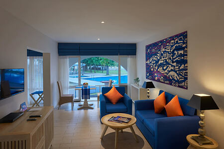 suite-sitting-room-at-trinco-blu-by-cinnamon-hotel-sri-lanka