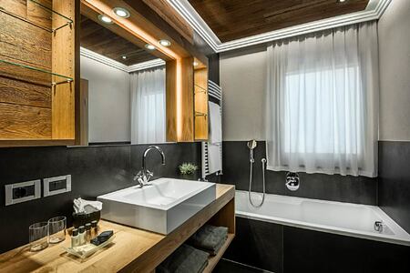 Bathroom at Hotel La Majun Italy