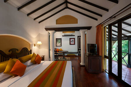 Deluxe Room at Cinnamon Lodge Sri Lanka