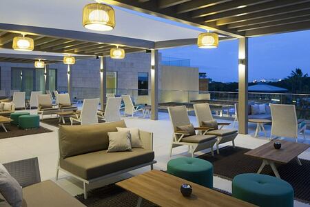 First floor bar terrace at Epic Sana Portugal