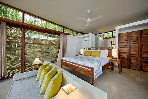 Bedroom at Tri Lanka Sri Lanka