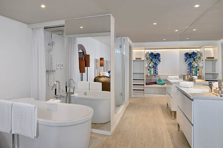 Master Suite Bathroom at Sol Beach House Fuerteventura