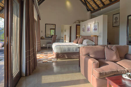 Mountain Lodge Family Suite lenghtway view at Phinda South Africa