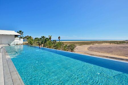 Pool at Sol Beach House Fuerteventura