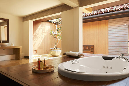 Suite Bathroom at Jetwing Beach Negombo Sri Lanka