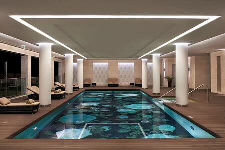 Conrad algarve indoor pool and loungers