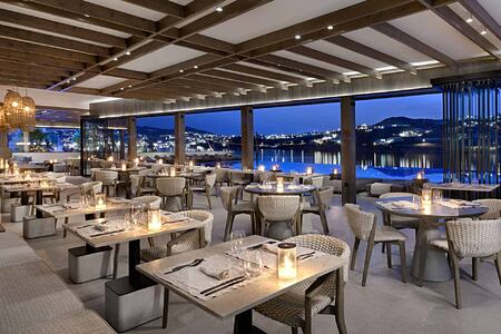 Aeonic Suites and Spa Mykonos Cove Restaurant
