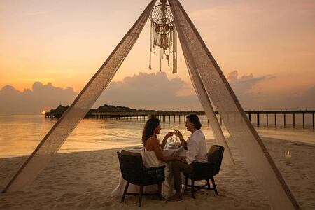 Joali Maldives Private dining on the beach