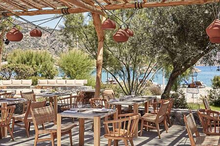 Blue Palace Resort and Spa Crete Isola Beach Club dining