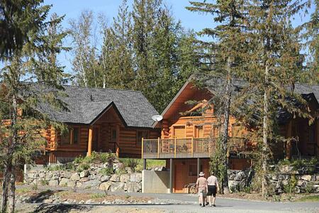 Chalets at Alpine Meadows Clearwater Canada