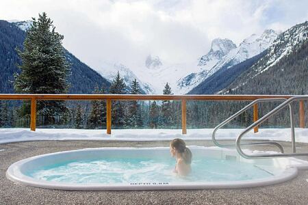 Outdoor hot pool and view at Bugaboos Lodge Canada