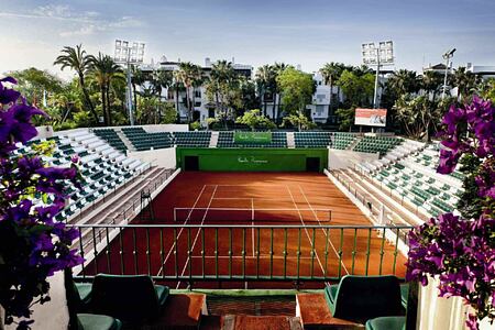 Tennis court at Puente Romano Beach Resort Marbella